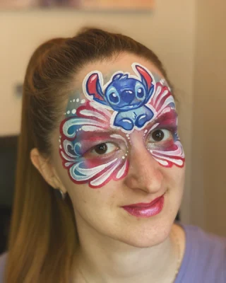 Instagram post from bloomart.ch. This post is in position 3.